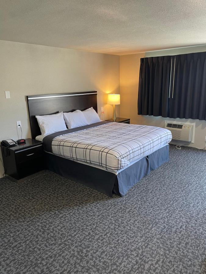 Royal Inn Eugene- Airport Εξωτερικό φωτογραφία