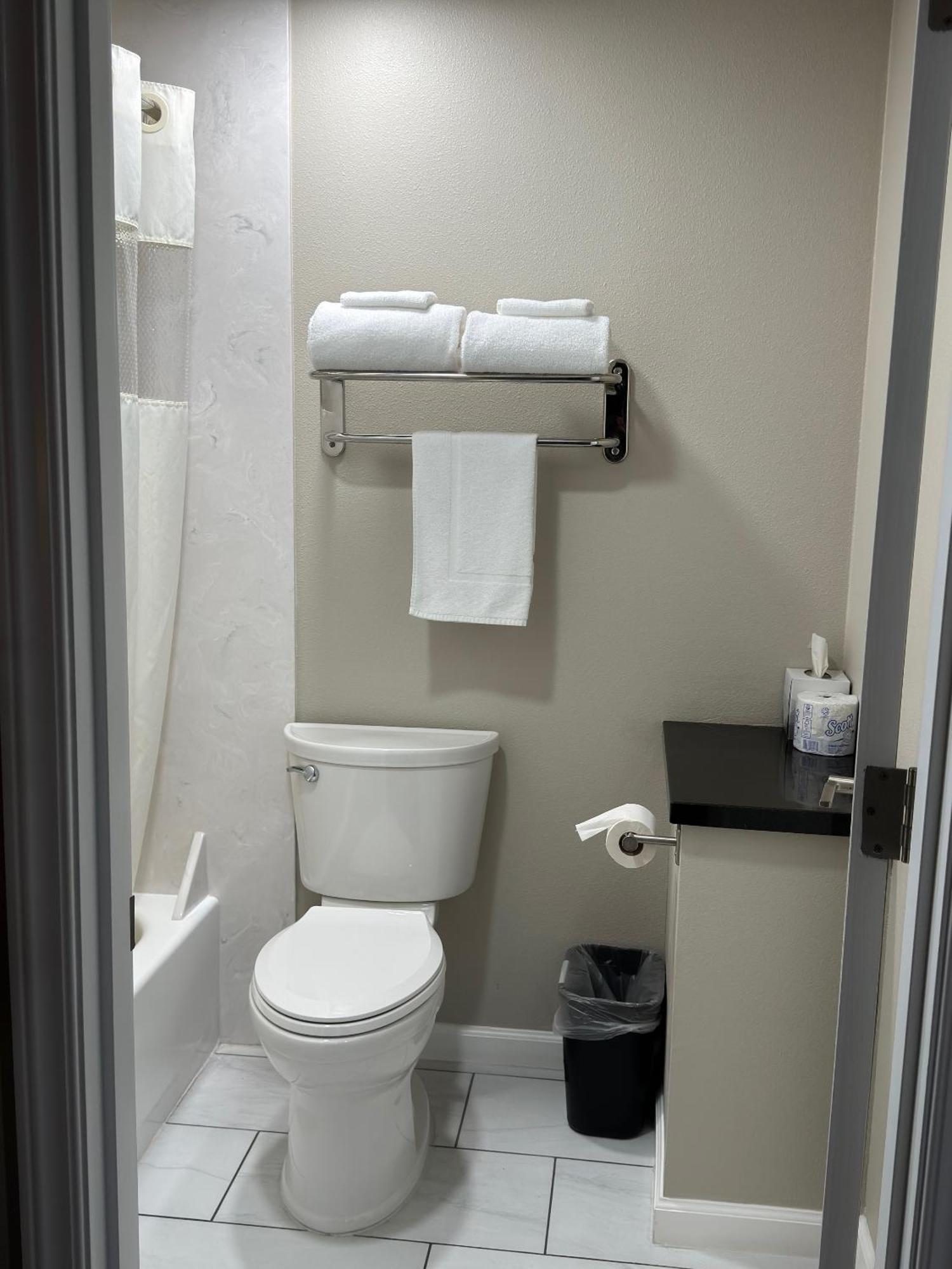 Royal Inn Eugene- Airport Εξωτερικό φωτογραφία